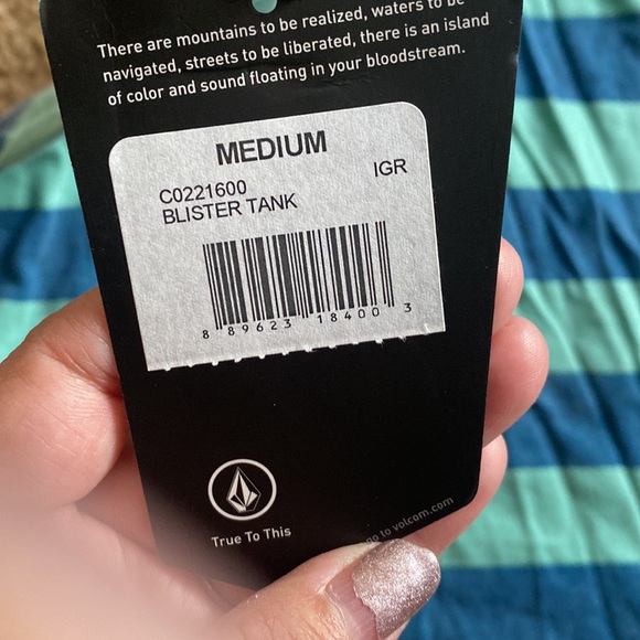 Boys volcom tank top size medium brand new - Picture 3 of 3